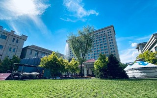 乌兰察布朗廷酒店怎么预订？