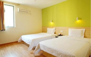 东莞塘厦七天酒店预订价格多少？