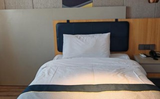 哈尔滨如家酒店预订电话是多少？