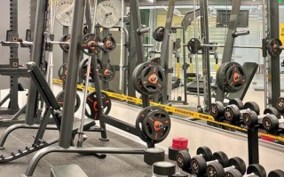 南亚博塑健身房价格多少？