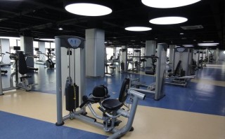 西安导航运动中心健身