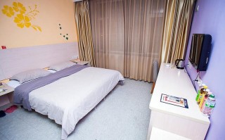 沈阳星月时尚酒店预订怎么操作？