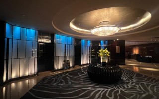 上海唐拉雅秀酒店预订，价格多少？