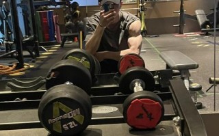 Seven腹部健身，如何练出马甲线？