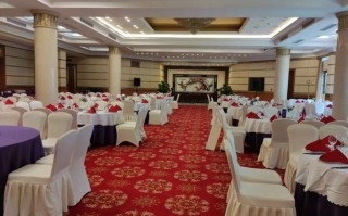 东湖婚宴酒店怎么选？预订要注意啥？