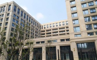 浙江绿城物业的服务有何特色？