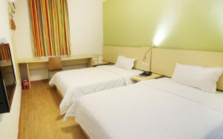 珠海吉大七天酒店预订