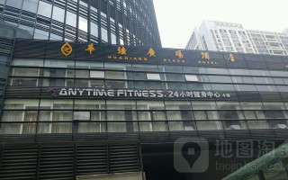 华强北24小时健身房，为何深夜仍人满为患？