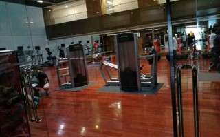 金融街洲际酒店健身房设施如何？