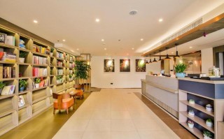 彩虹南路附近酒店怎么预订最划算？