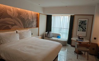 上海虹桥嘉廷酒店预订要多少钱？