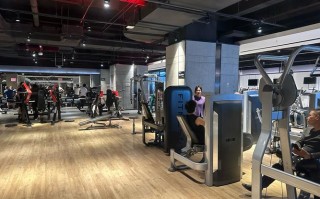 武鸣恒宁三楼健身房怎么样？