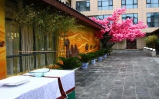 太白景区附近酒店怎么选？预订有哪些技巧？