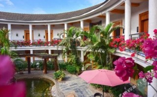 泉眼温泉酒店官方预订怎么操作？