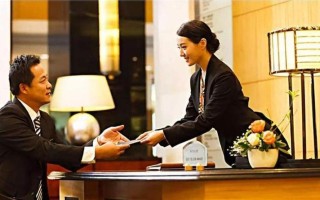 万达物业为何被花样年收购？