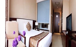 天津惠中酒店酒店预订