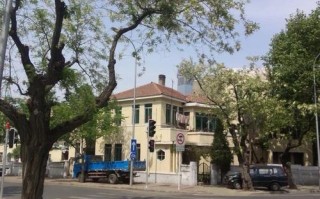 大连尚品槐花酒店怎么预订？