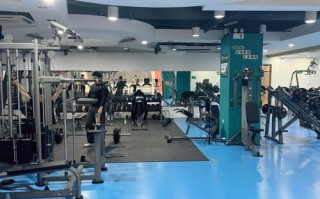 青岛52健身连锁机构有何独特优势？