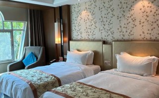 阆中草堂别院酒店怎么预订？