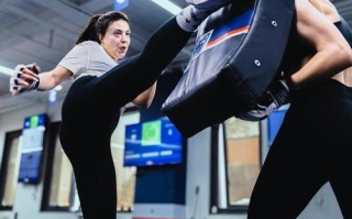 奇迹健身与闪亮健身，哪个更值得选？