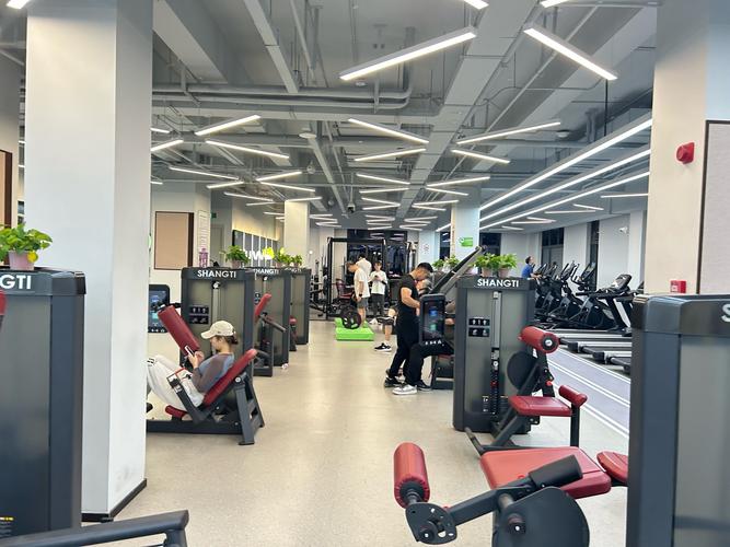 山道健身房在江岸区有何独特优势？-第3张图片-德高鼎泰便民中心