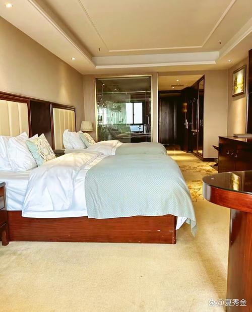 乌鲁木齐华瑞大酒店预订怎么订？-第2张图片-德高鼎泰便民中心