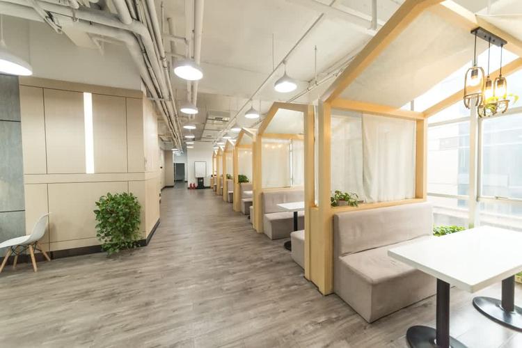 新乡黄金时代健身俱乐部有何特色？-第2张图片-德高鼎泰便民中心