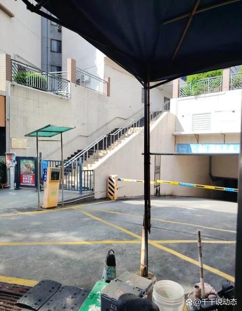 昆山无物业小区,物业管理由谁负责?-第2张图片-德高鼎泰便民中心 昆山无物业小区,物业管理由谁负责?-第2张图片-德高鼎泰便民中心