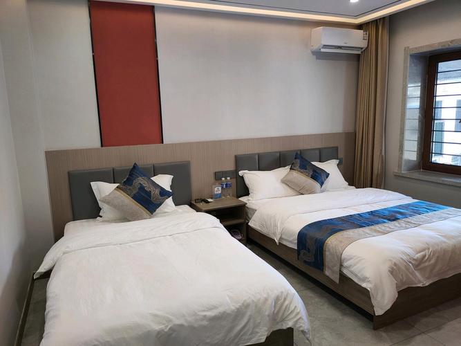 快捷酒店商务酒店预订，如何选更划算？-第3张图片-德高鼎泰便民中心