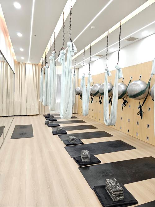 武汉空中瑜伽健身会所-第2张图片-德高鼎泰便民中心
