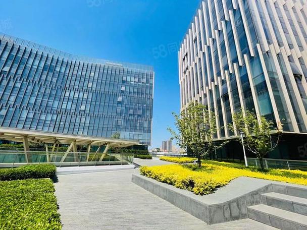 保利物业和绿地物业电话是多少？-第3张图片-德高鼎泰便民中心