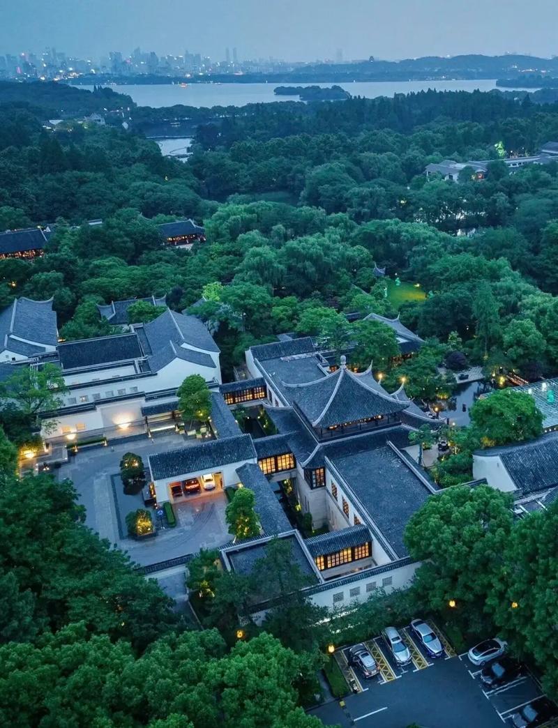 杭州西子湖四季酒店预订价多少?-第2张图片-德高鼎泰便民中心 杭州西子湖四季酒店预订价多少?-第2张图片-德高鼎泰便民中心