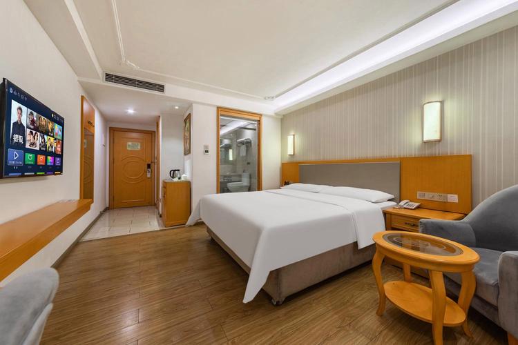 汕头大苹果酒店预订电话是多少？-第2张图片-德高鼎泰便民中心