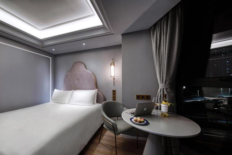 深圳体育中心酒店怎么订？-第3张图片-德高鼎泰便民中心