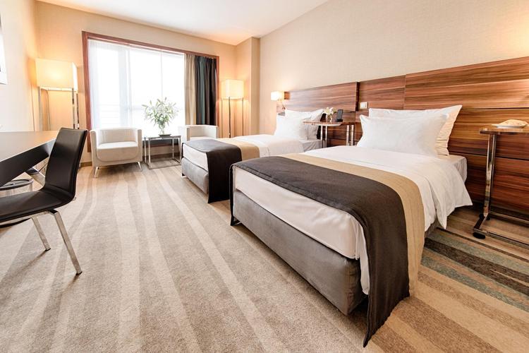 上海波兰领事馆酒店预订怎么操作？-第2张图片-德高鼎泰便民中心