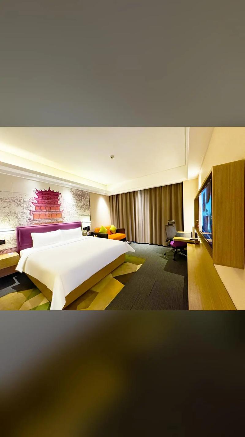 兰州希尔顿欢朋酒店预订怎么选最划算？-第2张图片-德高鼎泰便民中心