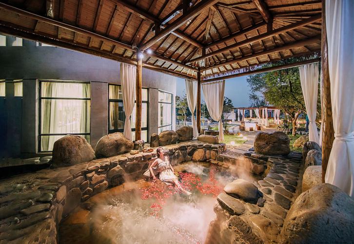 湖州石马湾漂流酒店怎么预订？-第1张图片-德高鼎泰便民中心