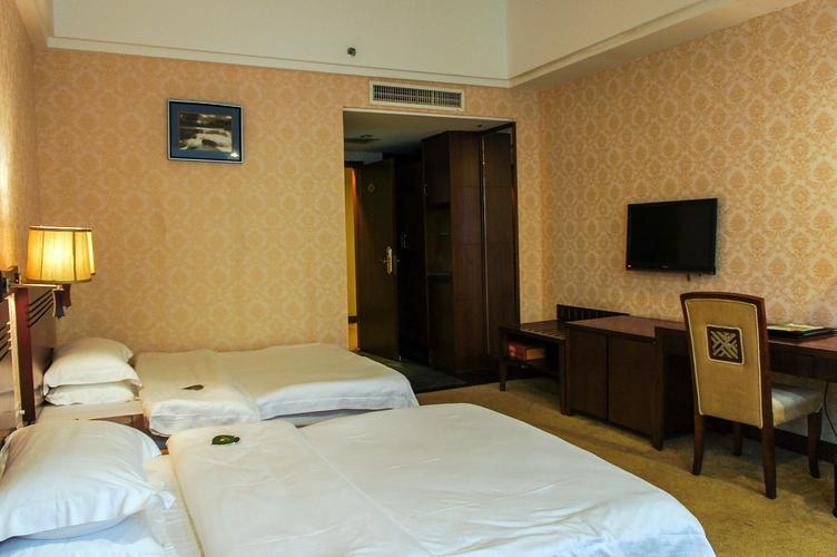 河源滨江金利大酒店怎么预订最优惠?-第1张图片-德高鼎泰便民中心 河源滨江金利大酒店怎么预订最优惠?-第1张图片-德高鼎泰便民中心