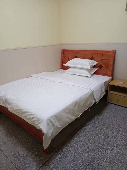 富源教育城附近酒店怎么选最划算?-第1张图片-德高鼎泰便民中心 富源教育城附近酒店怎么选最划算?-第1张图片-德高鼎泰便民中心