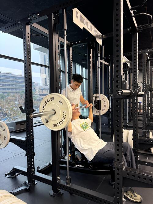 贵阳健身房一次多少钱?办卡划算吗?-第1张图片-德高鼎泰便民中心 贵阳健身房一次多少钱?办卡划算吗?-第1张图片-德高鼎泰便民中心