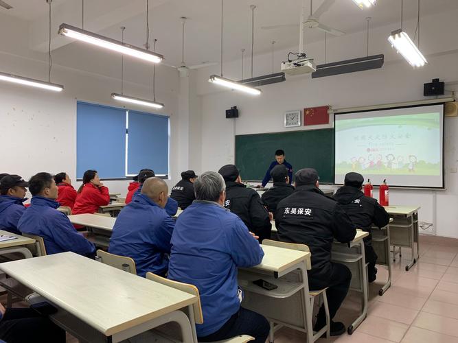 四川学校物业如何提升服务与管理？-第2张图片-德高鼎泰便民中心