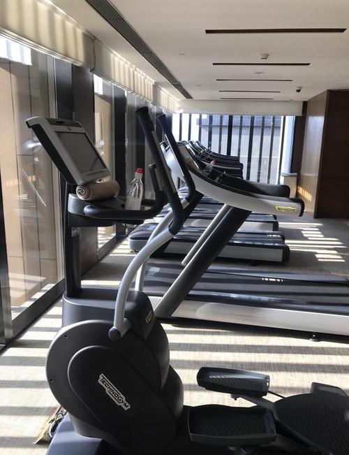 瓯北铂尔曼酒店健身房设施如何？-第1张图片-德高鼎泰便民中心