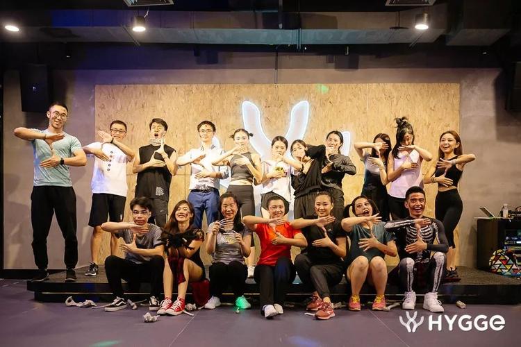 华强北24小时健身房，为何深夜仍人满为患？-第2张图片-德高鼎泰便民中心