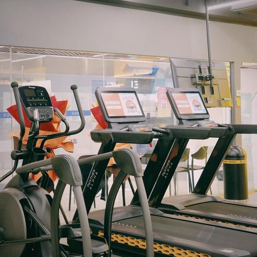 石景山乐刻健身房多少钱办卡?-第1张图片-德高鼎泰便民中心 石景山乐刻健身房多少钱办卡?-第1张图片-德高鼎泰便民中心