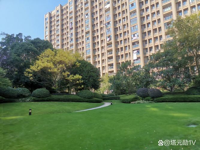 时代物业与万科物业差距究竟有多大？-第3张图片-德高鼎泰便民中心