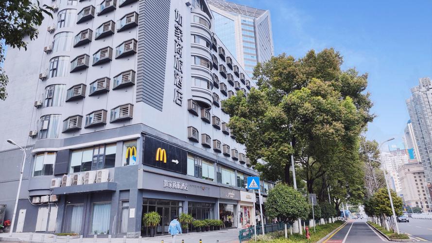 芙蓉广场附近酒店怎么选最划算？-第1张图片-德高鼎泰便民中心