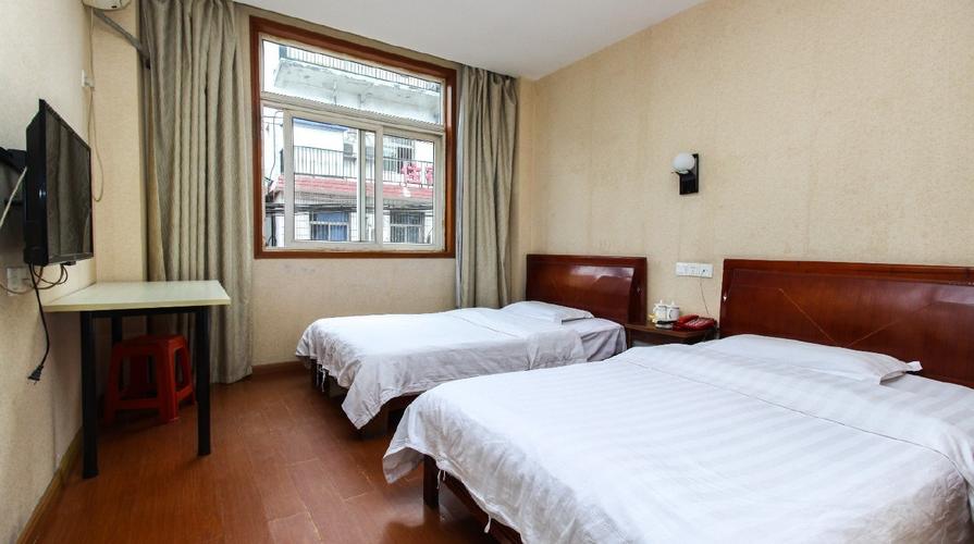 巢湖糖果时尚酒店怎么预订？-第1张图片-德高鼎泰便民中心