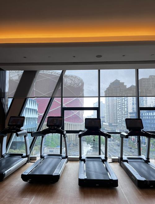 武汉汉口江汉区健身房哪家好？-第3张图片-德高鼎泰便民中心