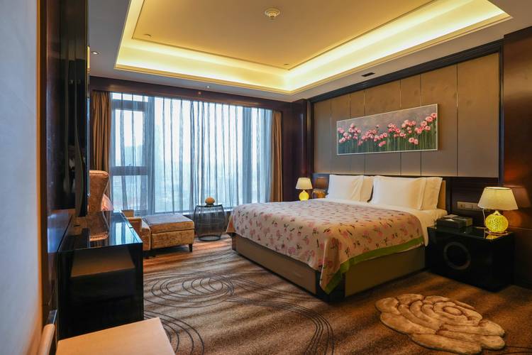 兰州假日皇冠酒店怎么预订最划算？-第2张图片-德高鼎泰便民中心