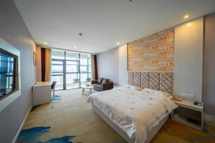 龙盛上海酒店预订哪家好？-第1张图片-德高鼎泰便民中心